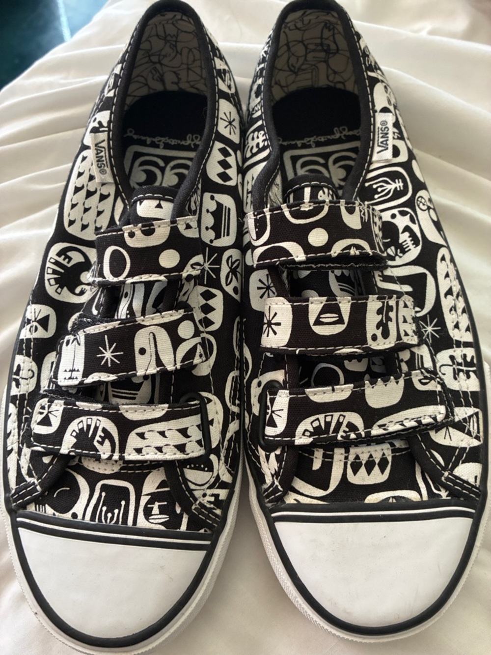 GG Vans Black & White Graphic Velcro Low-Top Sneakers NEW!